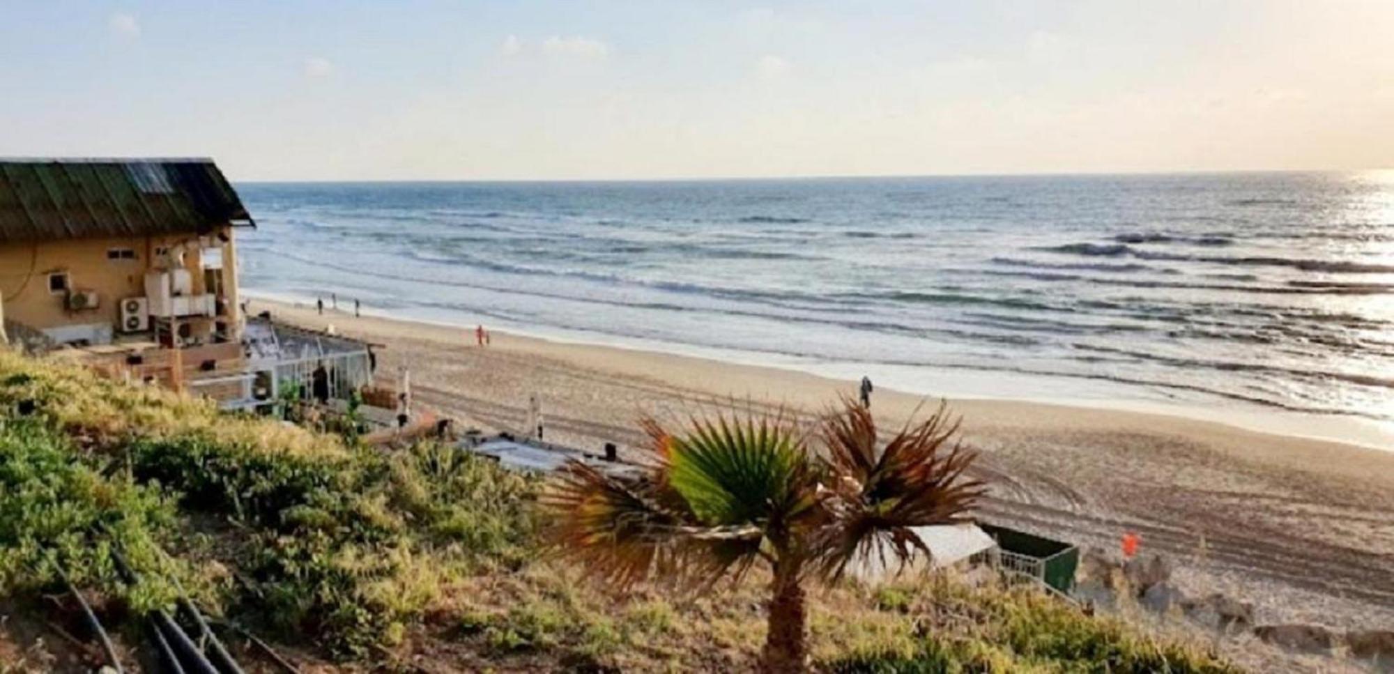 Spat Beach Bat Yam Bagian luar foto