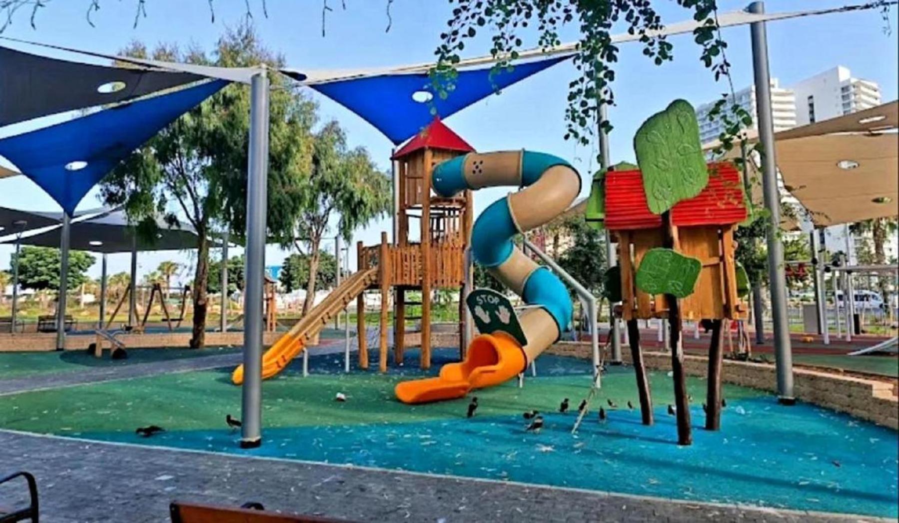 Spat Beach Bat Yam Bagian luar foto
