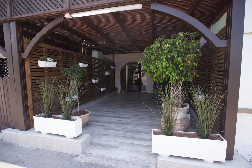 Spat Beach Bat Yam Bagian luar foto