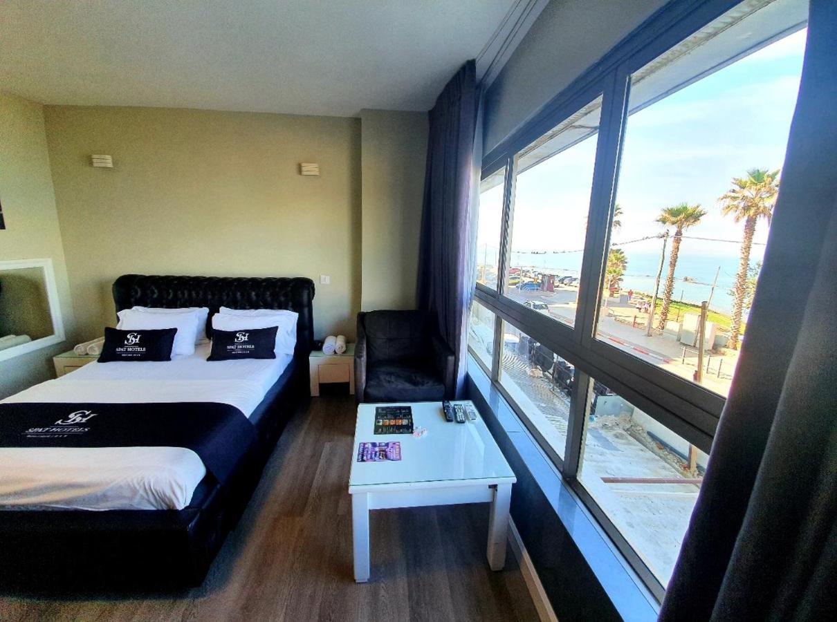 Spat Beach Bat Yam Bagian luar foto
